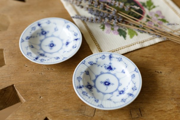 ブルーフルーテッド/プレーン 9cm 小皿2枚セット
