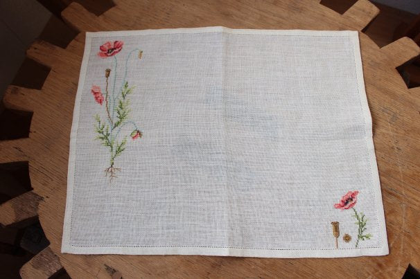 デンマーク・ヴィンテージ刺繍(クロスステッチ)リネンランチョンマット 6枚セット
