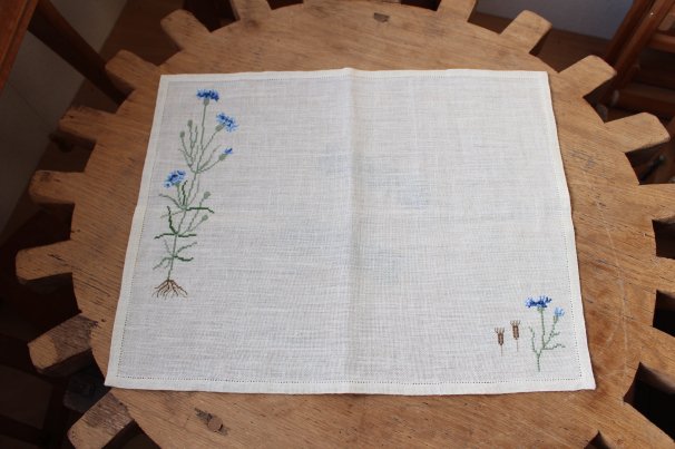 デンマーク・ヴィンテージ刺繍(クロスステッチ)リネンランチョンマット 6枚セット