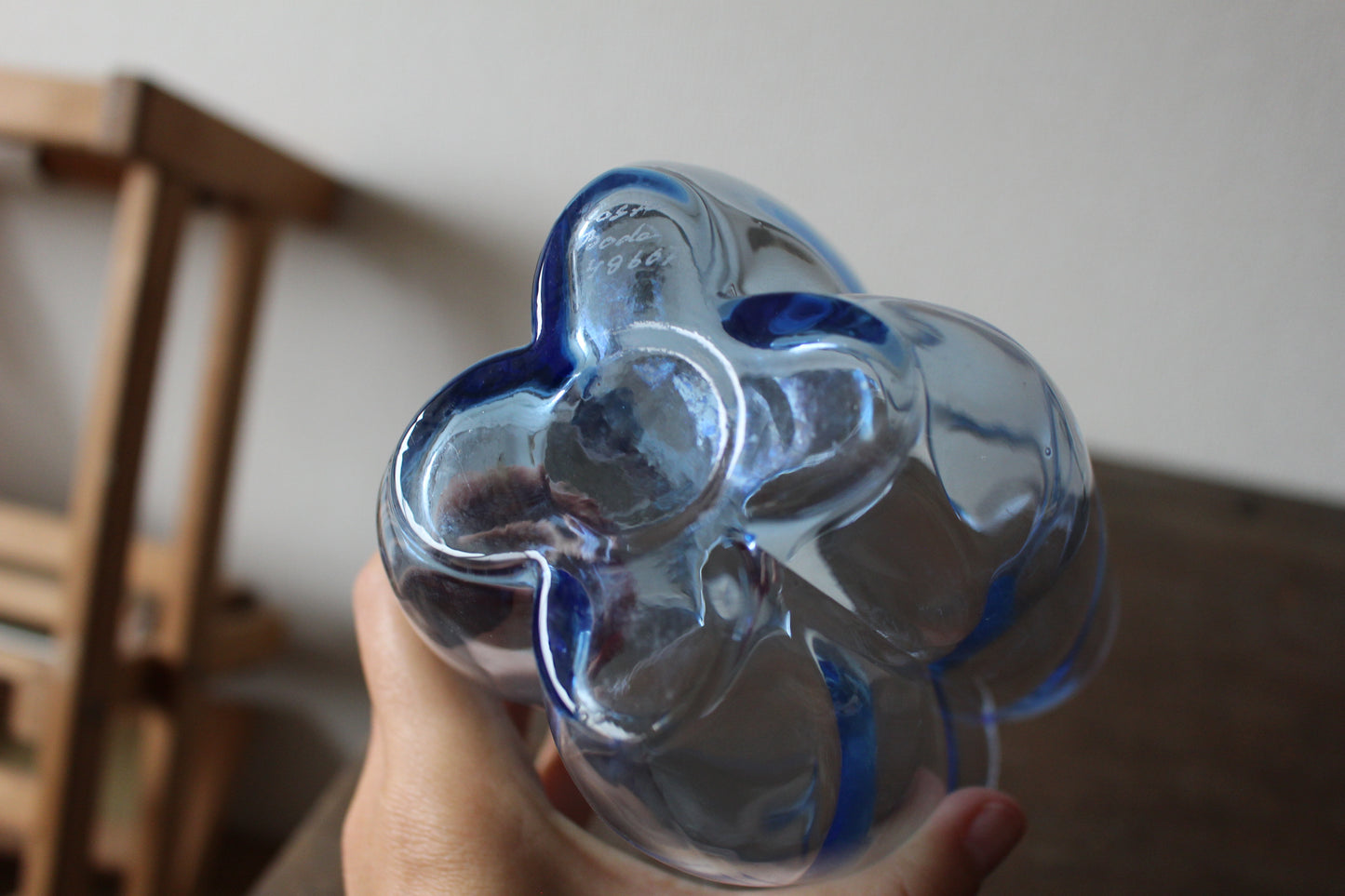 Kosta Boda (コスタボダ) / Anna Ehrner(アンナ・アーナー) / フラワーベース アクアブルー