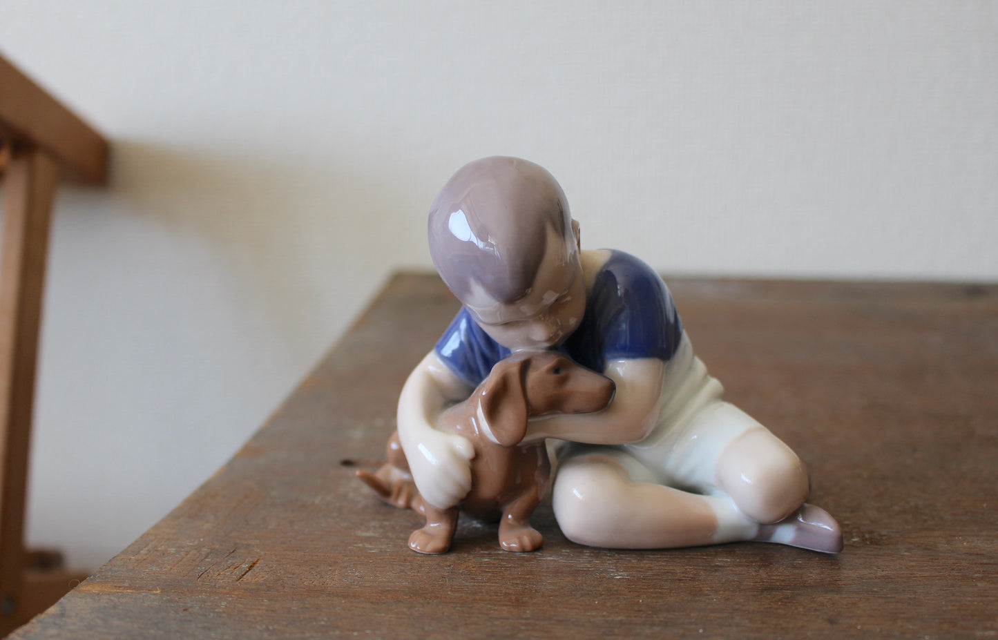 ビング・オー・グレンダール (B&G) フィギュリン・犬と少年