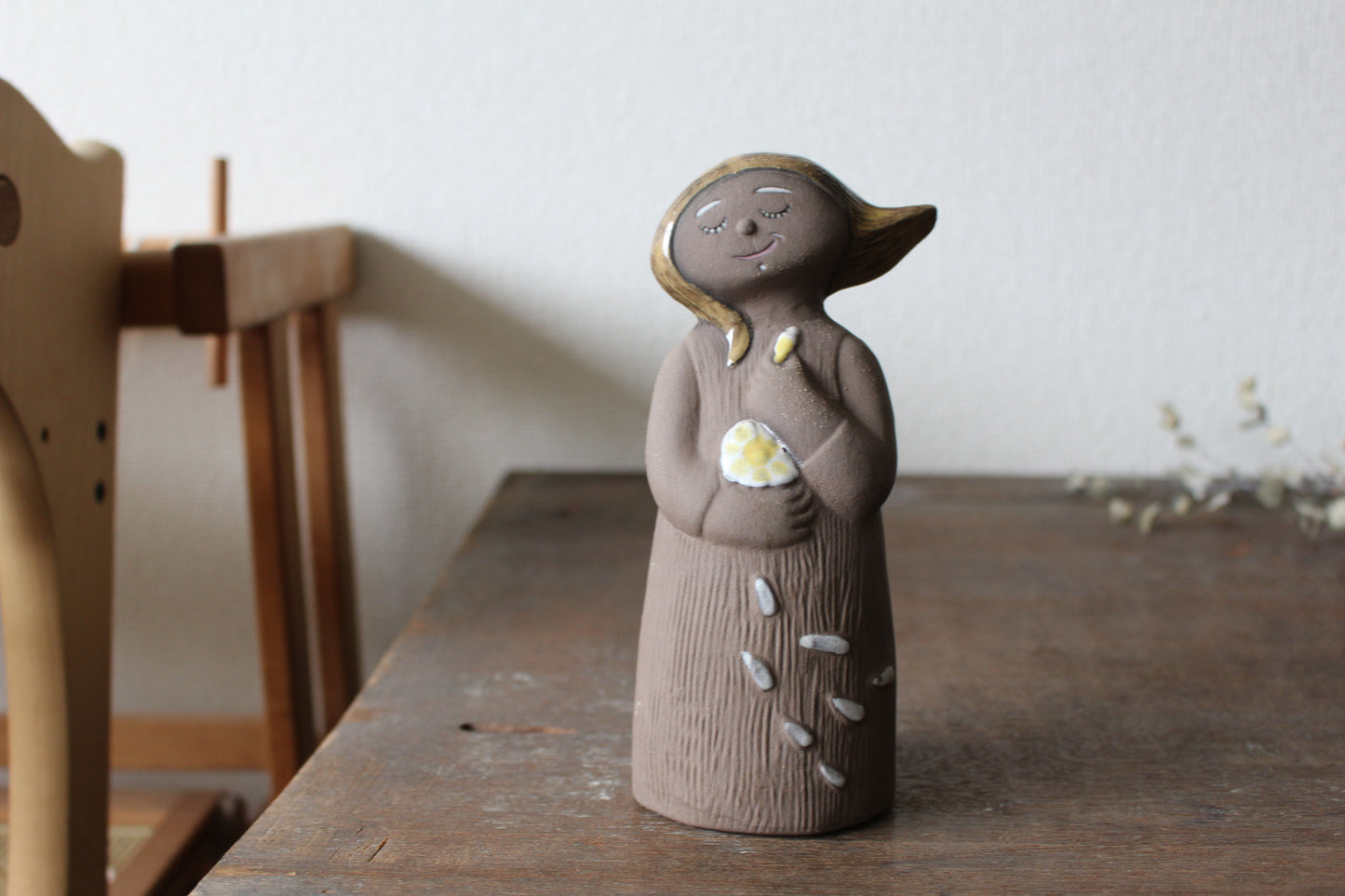 Upsala Ekby (ウプサラエクビー ) マリ・シムルソン Ina(イーナ) 置き物