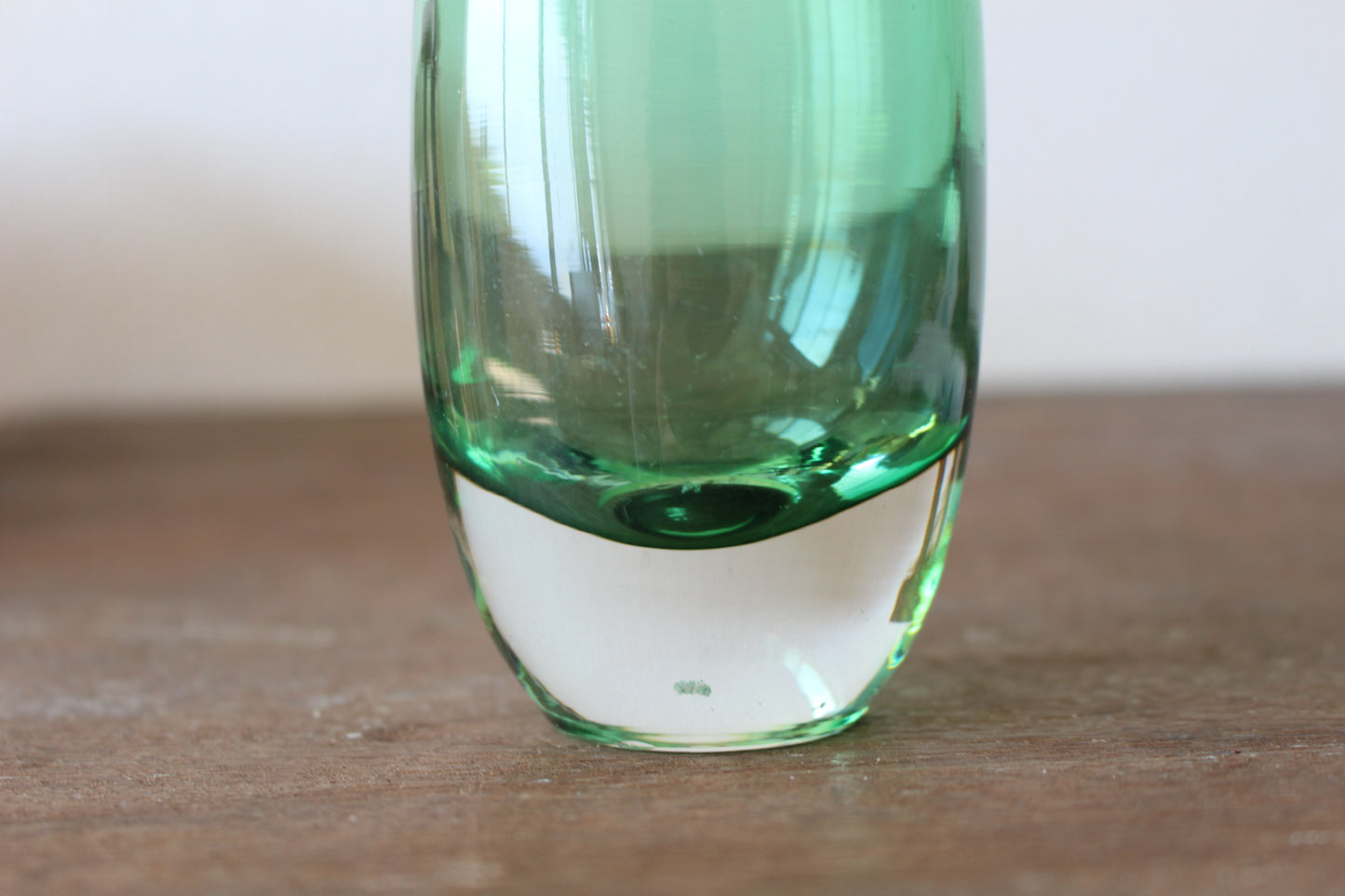 スウェーデンヴィンテージフラワーベース・花瓶 グリーン/ Aseda