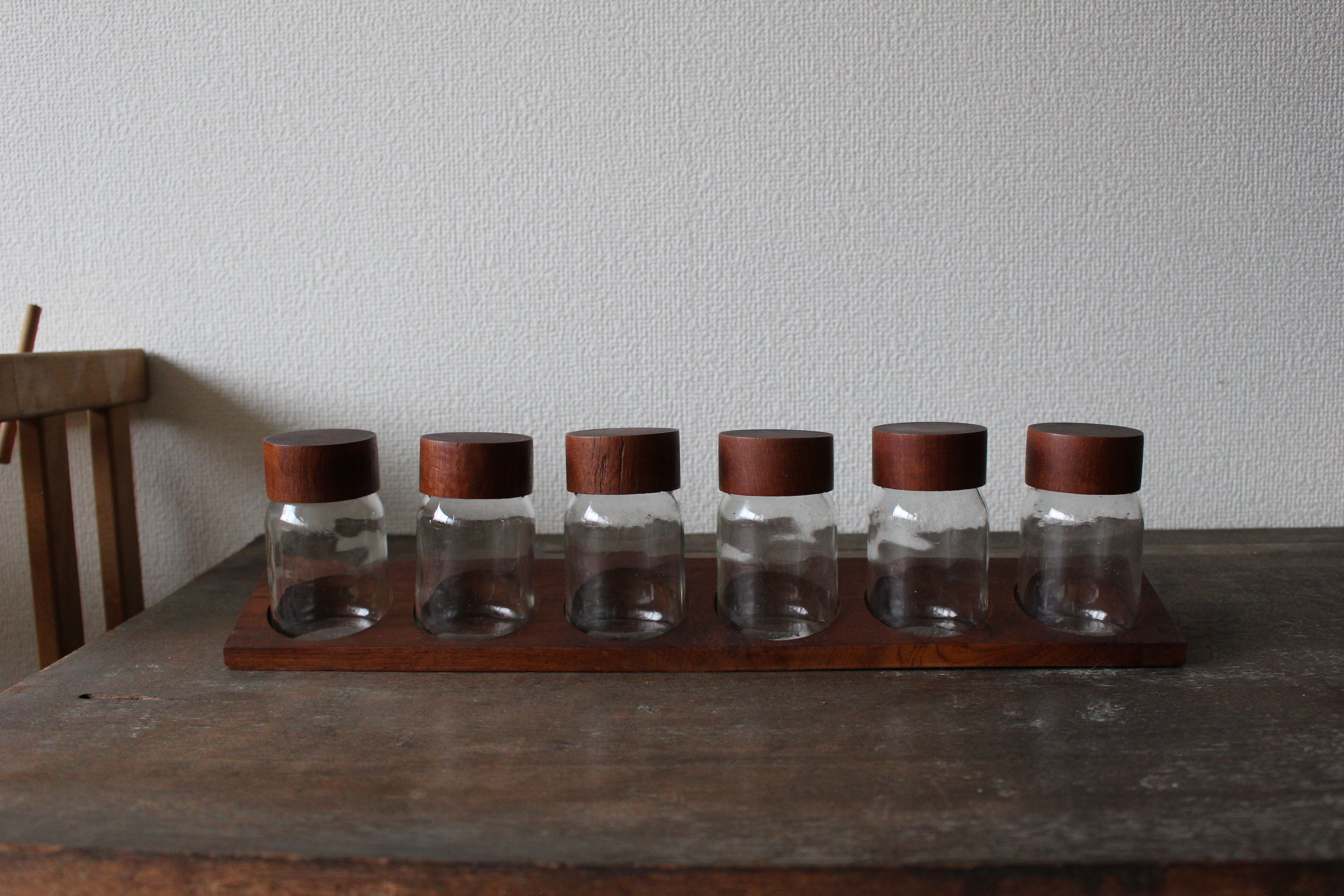 デンマーク製 チーク材 Digsmed スパイスラック&ガラスジャー6