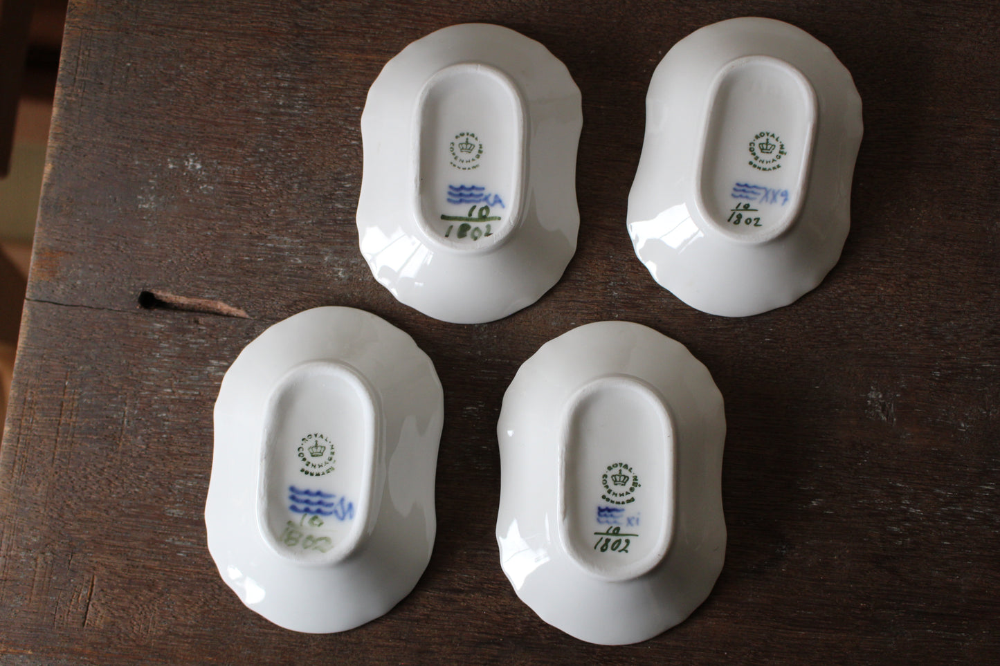 ロイヤルコペンハーゲン/ブルーフラワー/カーブ　楕円豆皿・バターパッド4枚セット